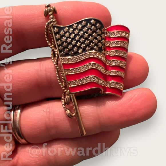 Monet - United We Stand - Remember 9-11-2001 Brooch - Picture 4 of 8
